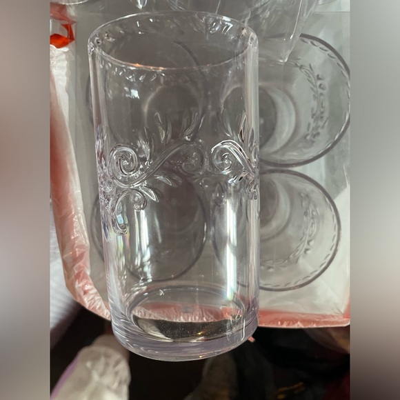 10 BRAND NEW SUMMER CLEAR BPA FREE TUMBLERS SETS OF 4 - Picture 10 of 11